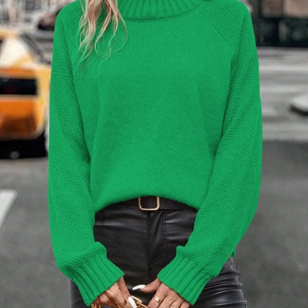 Green Casual Women's Turtleneck Pullover Sweater with Raglan Sleeve